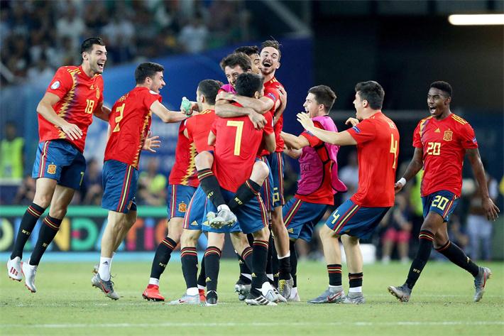 西班牙足球运动直播的相关图片